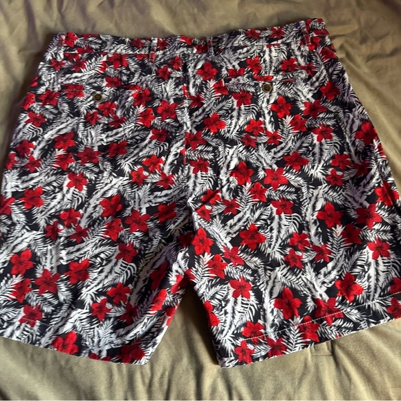 Caribbean red  tropical shorts - Picture 5 of 5